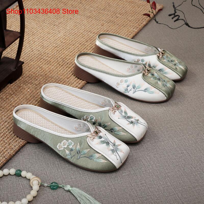 New Embroidered Slippers for H - The Ethnic Fashion ulasan dan harga