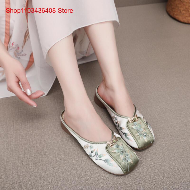 New Embroidered Slippers for H - The Ethnic Fashion ulasan dan harga