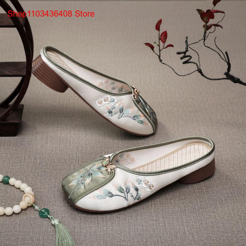 New Embroidered Slippers for H - The Ethnic Fashion ulasan dan harga