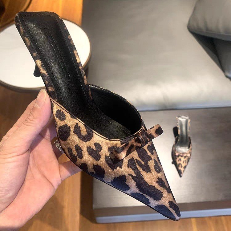 women's leopard-print pointed  - The Ethnic Fashion ulasan dan harga